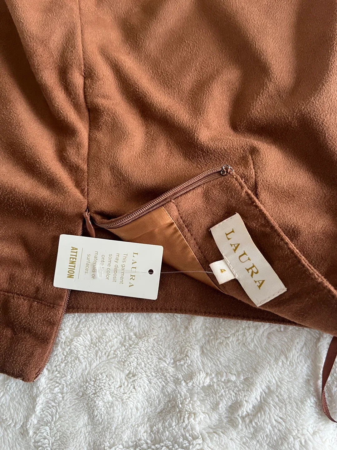 LAURA  FAUX SUEDE Midi A line akirt size 4 image indicator(8)