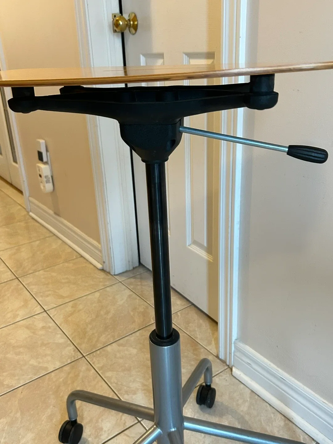 Adjustable Height Rolling Tables/ chairs $65 pair image indicator(5)