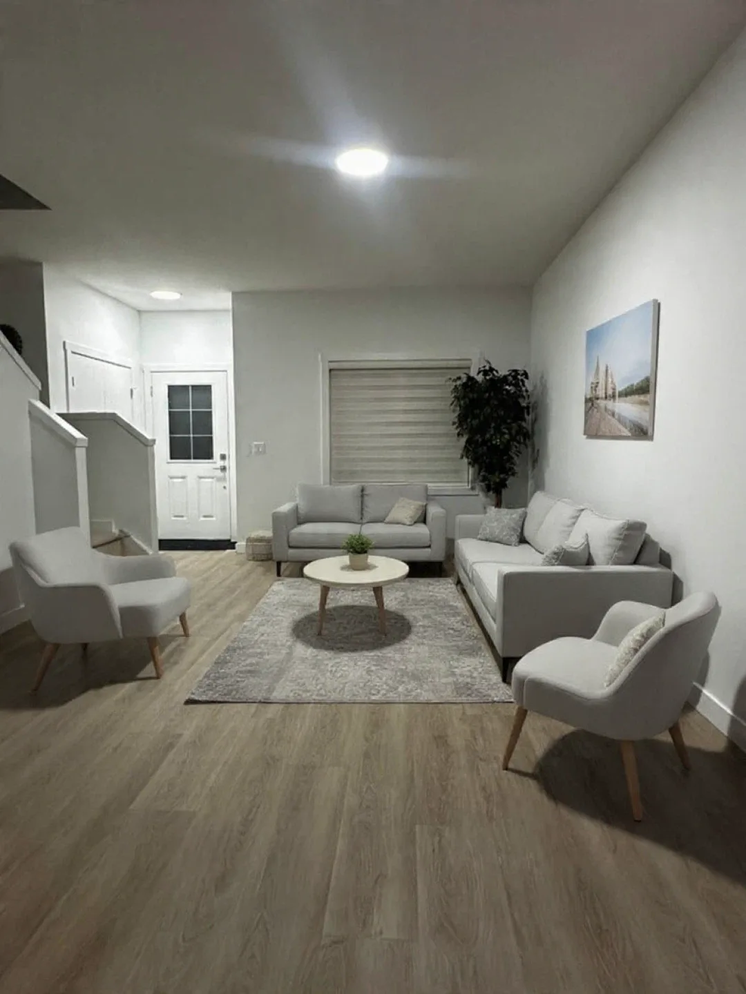 Master BedRoom For Rent