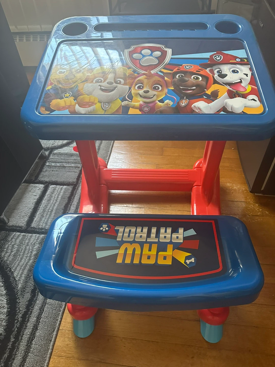 Mesita para colorear