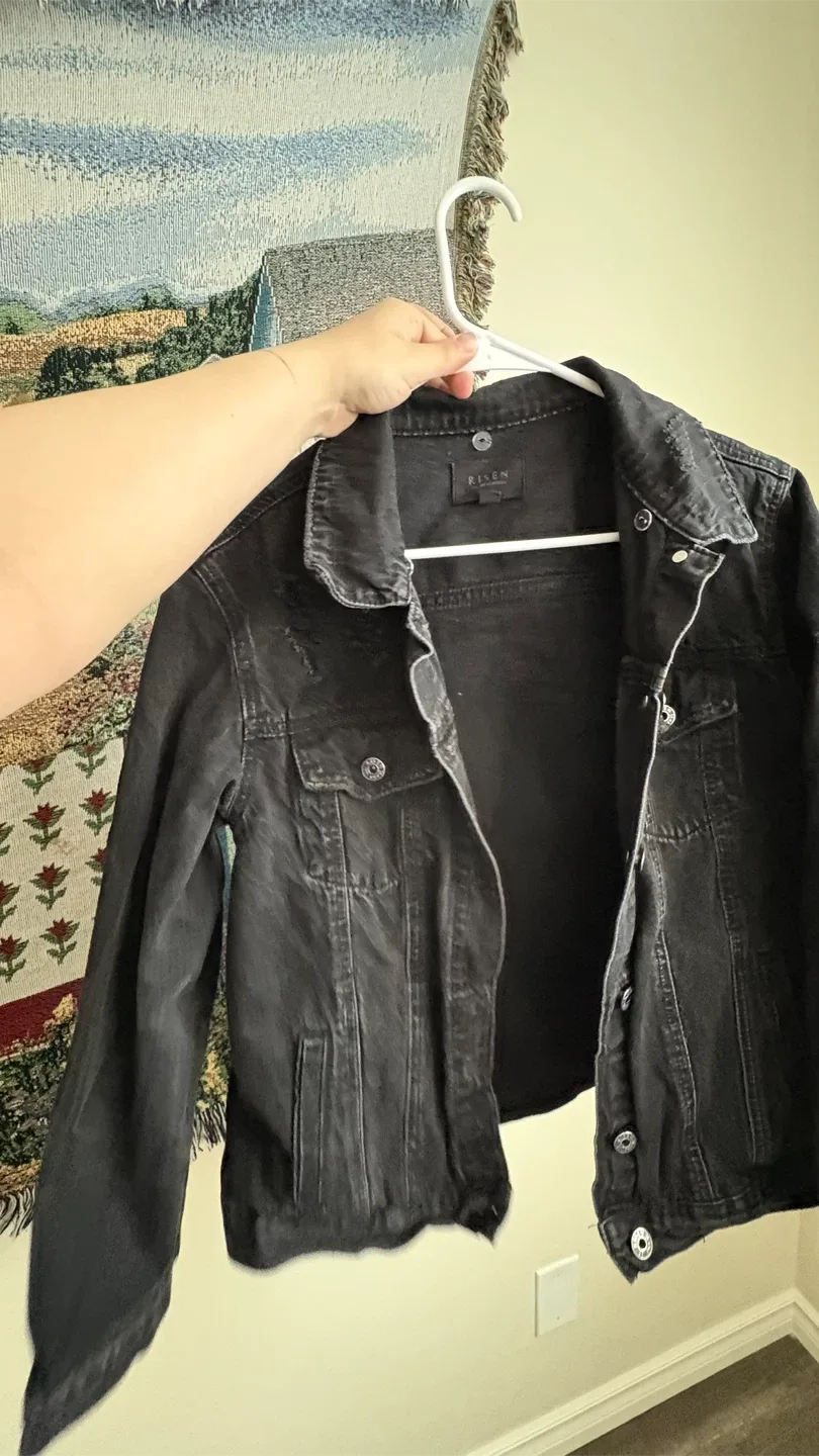 Ellen Tracy Black Denim Jacket - Size M but close to S image indicator(2)
