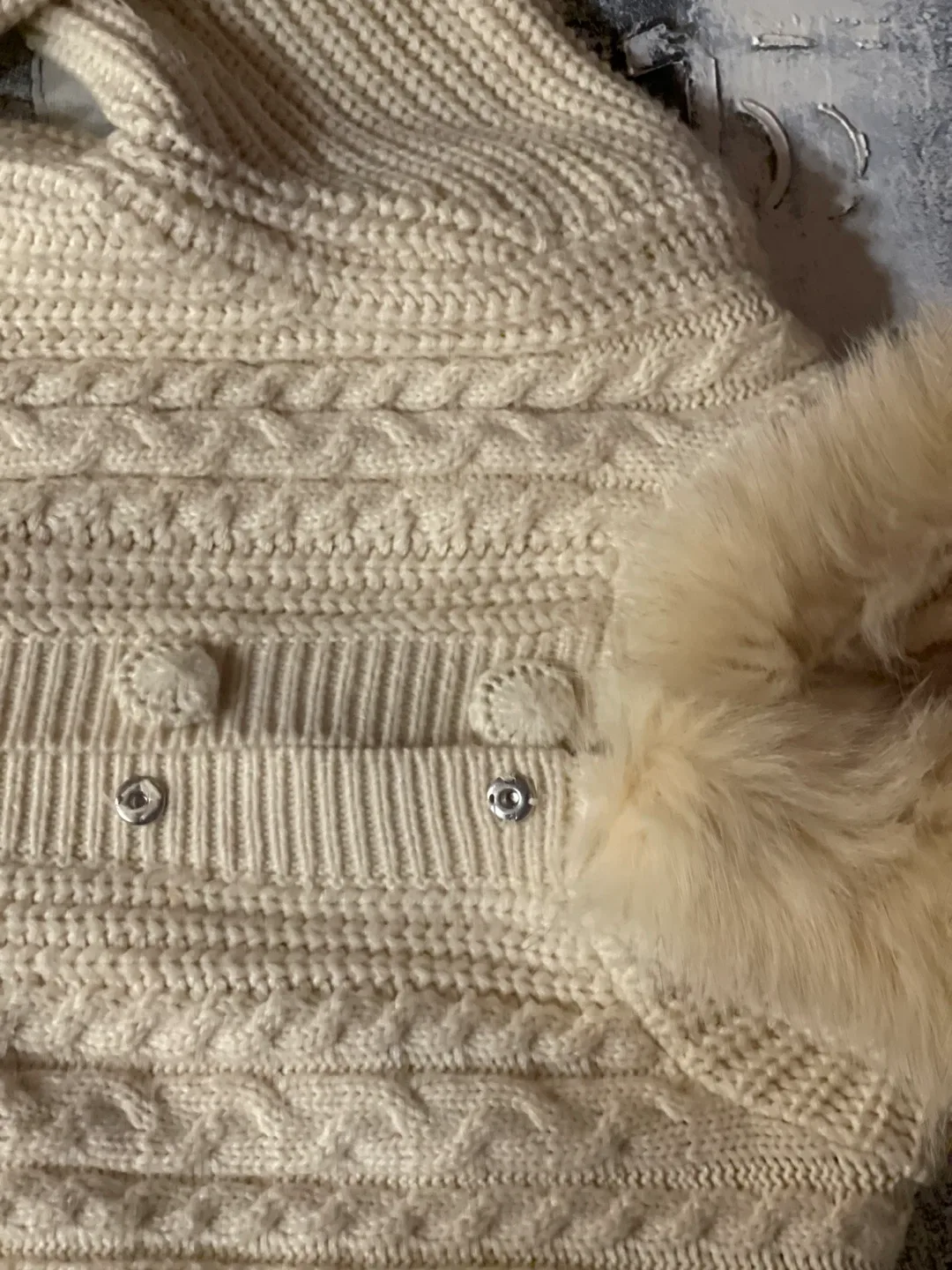 Cream Knit Cardigan image indicator(2)