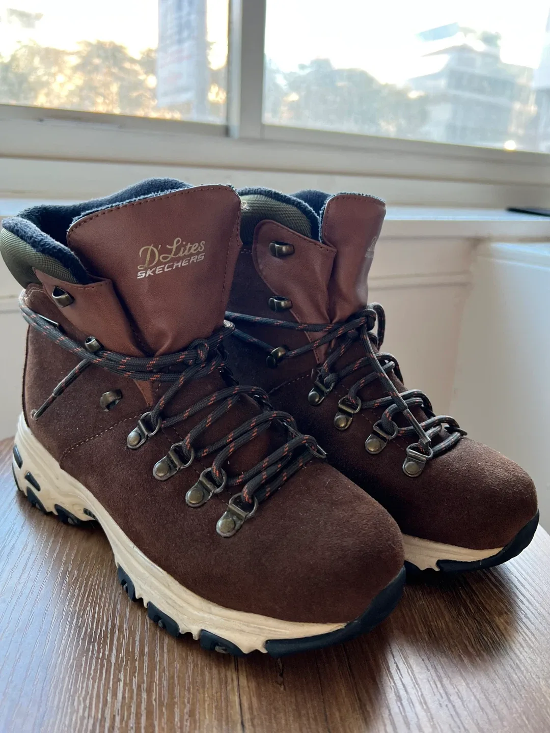 US7.5 Skechers Waterproof Hiking Boots-MOVING OUT SALE ✈️ image indicator(4)