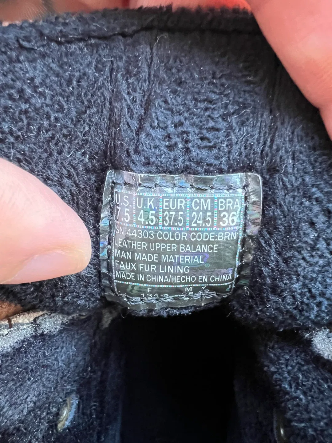 US7.5 Skechers Waterproof Hiking Boots-MOVING OUT SALE ✈️ image indicator(5)