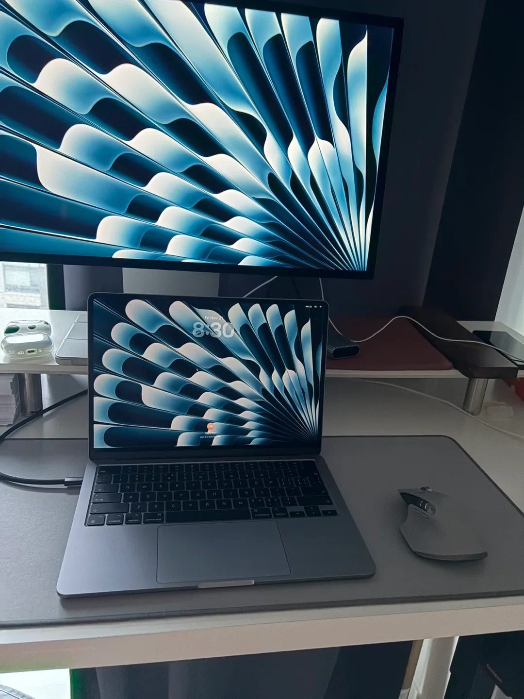 Apple MacBook Air M2, 16GB Memory image indicator(2)