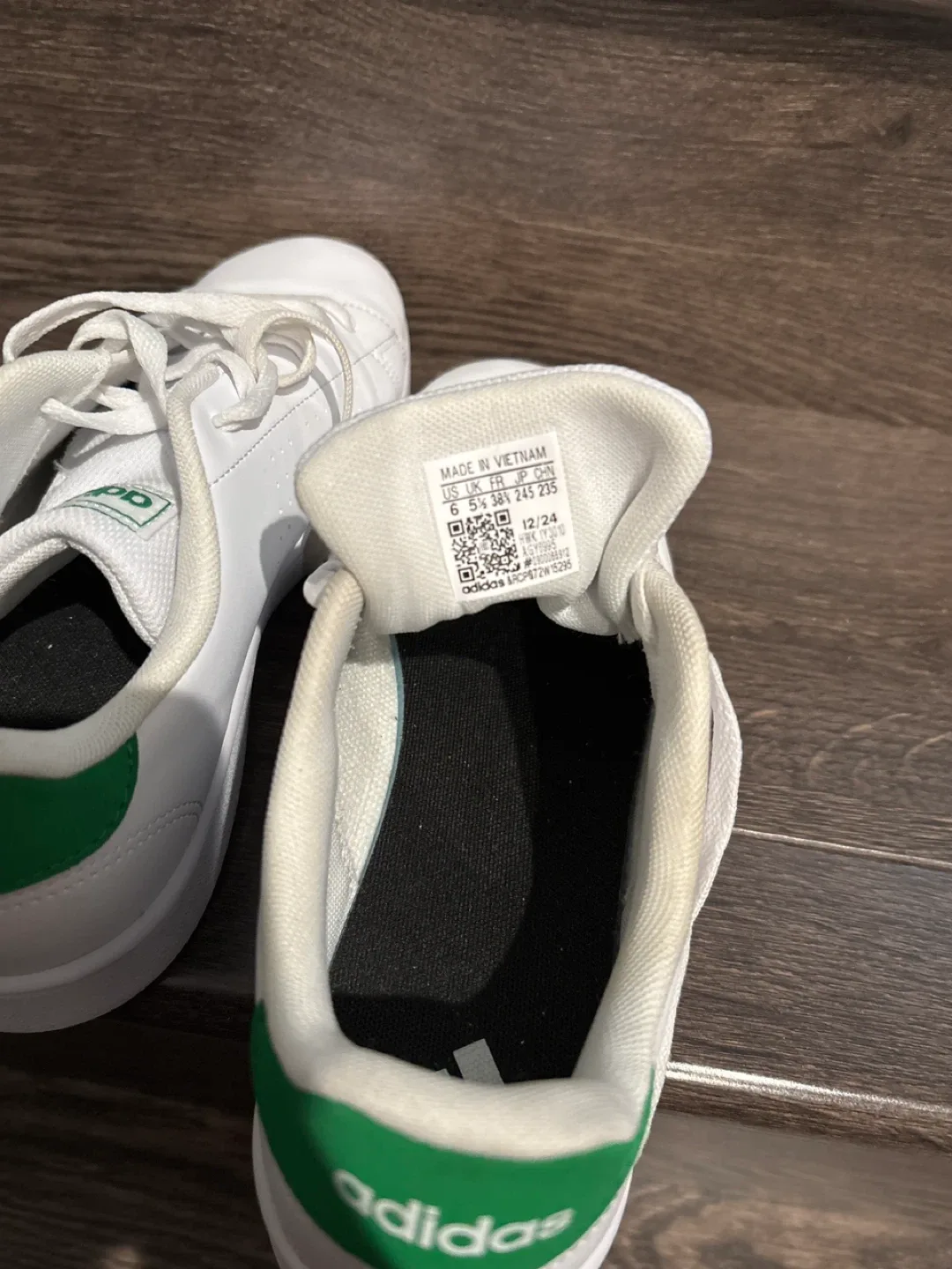 Adidas Advantage White/Green Shoes - Size 6 image indicator(2)