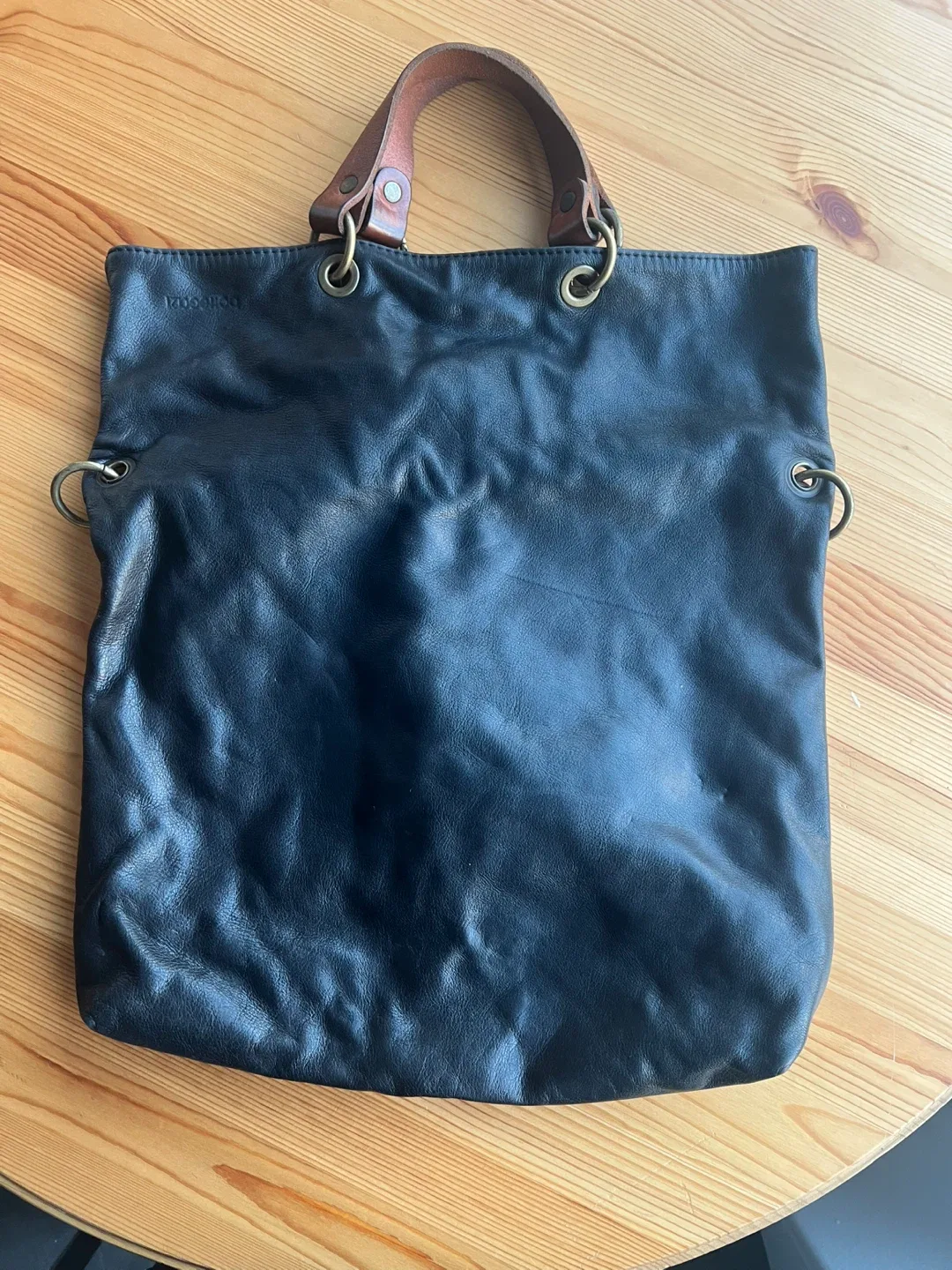 Handmade Italian Leather Tote Bag 🇮🇹🇮🇹- Moving Out Sale ✈️✈️ image indicator(2)