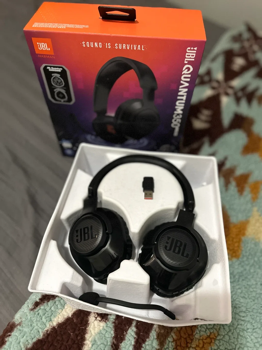 JBL Quantum 350 Wireless Gaming Headset - Black image indicator(2)