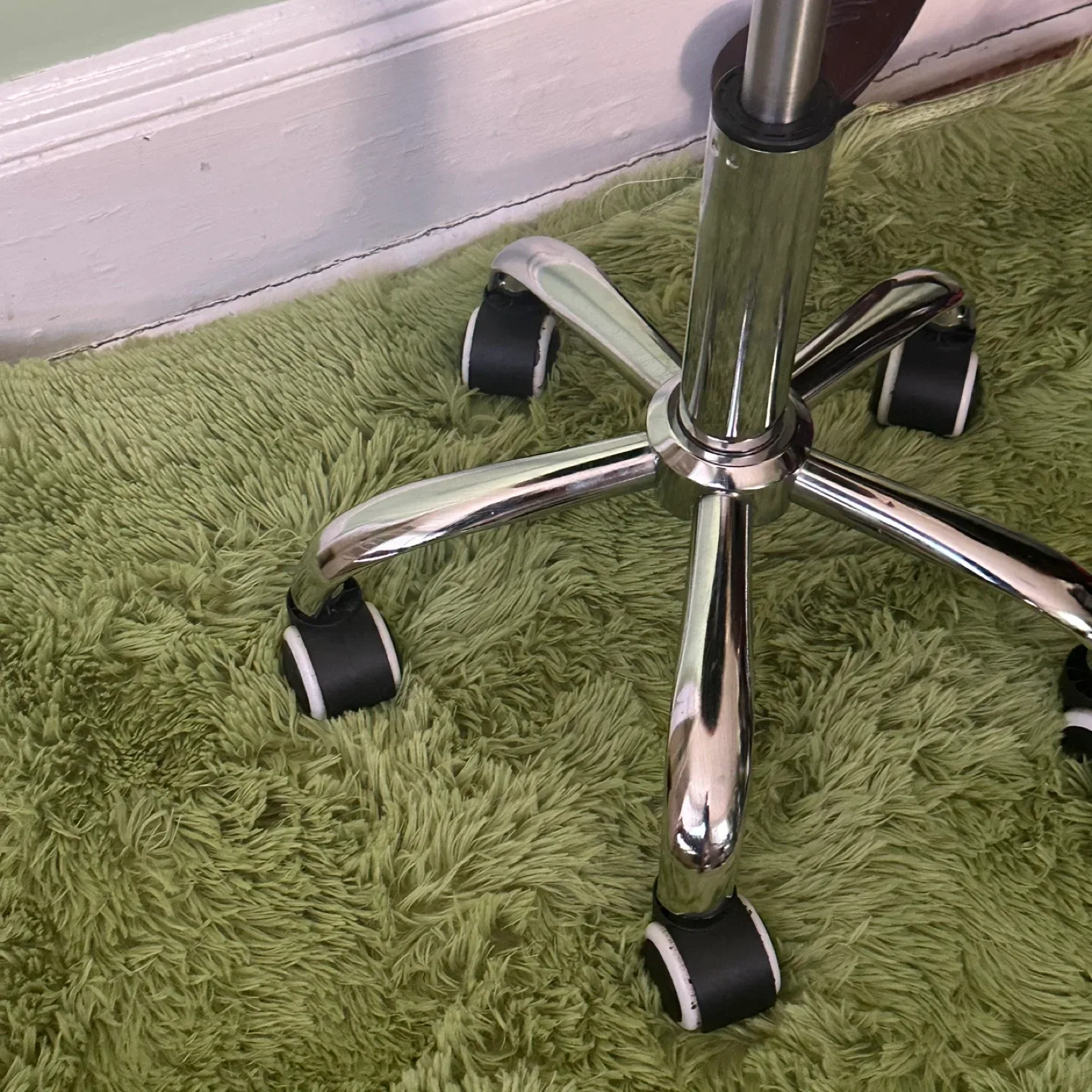 Pink Saddle Stool Chair image indicator(6)