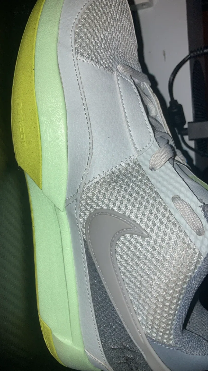 Nike ja 1 Basketball Shoes - Grey image indicator(2)