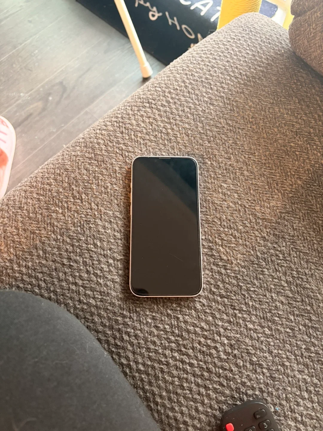 Apple iPhone 13 - 128GB image indicator(3)