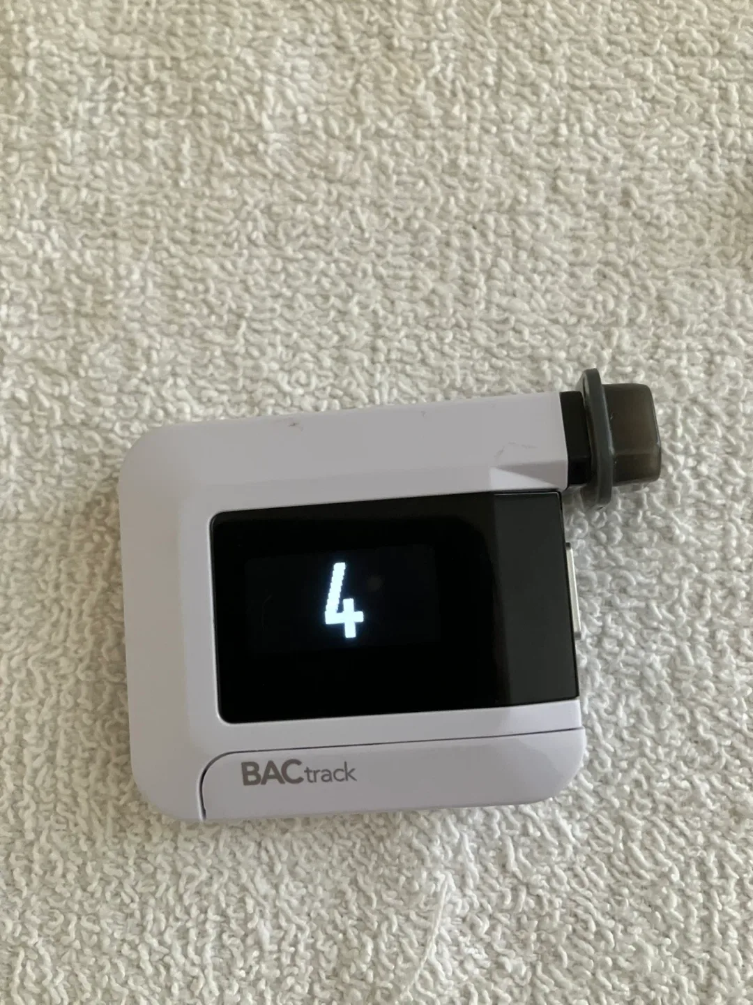 BACtrack Personal Breathalyzer image indicator(4)