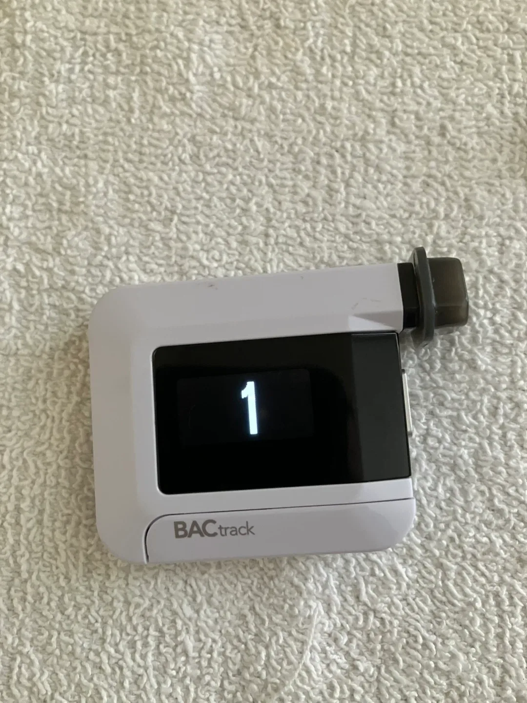 BACtrack Personal Breathalyzer image indicator(7)