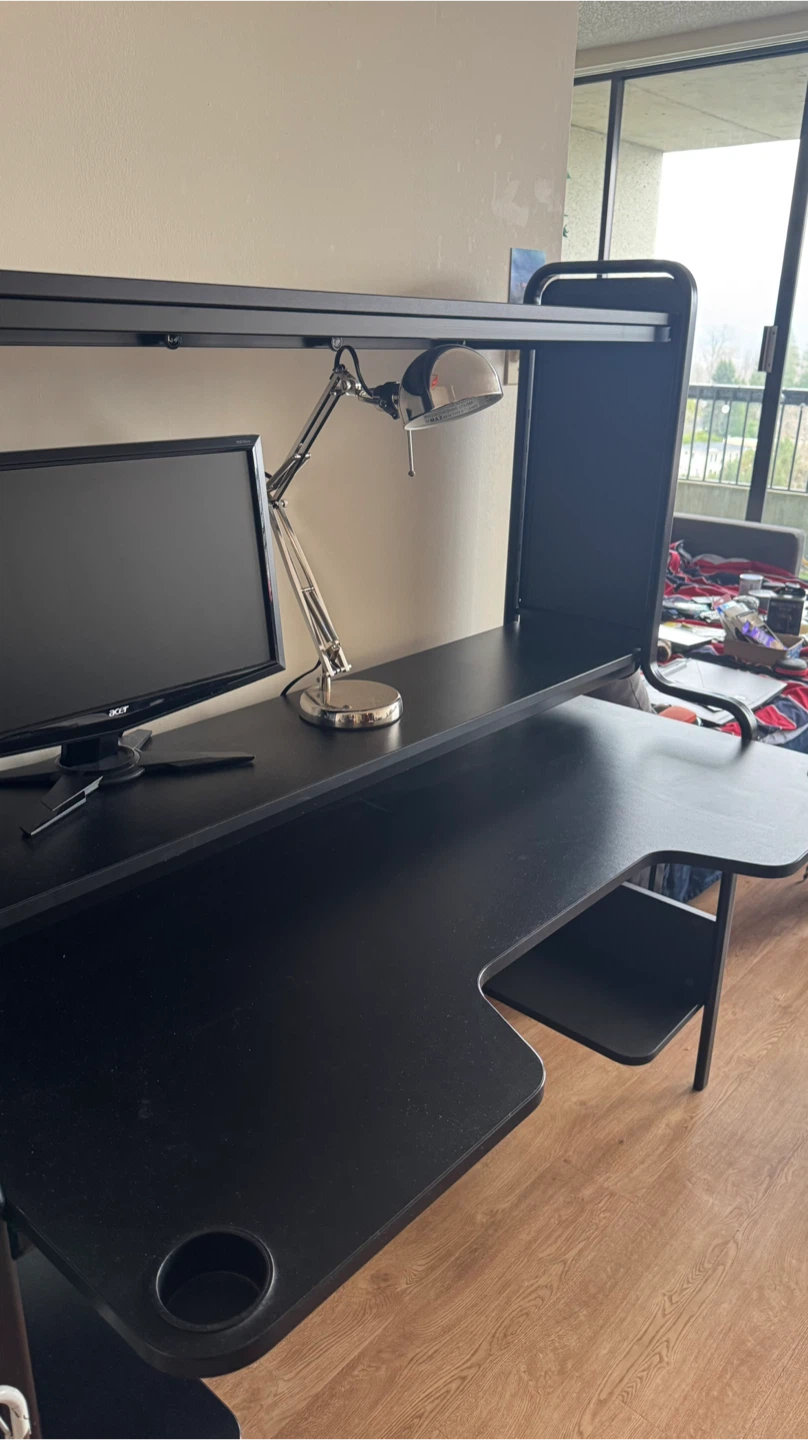 IKEA Fredde Gaming Desk (black) - photo 4