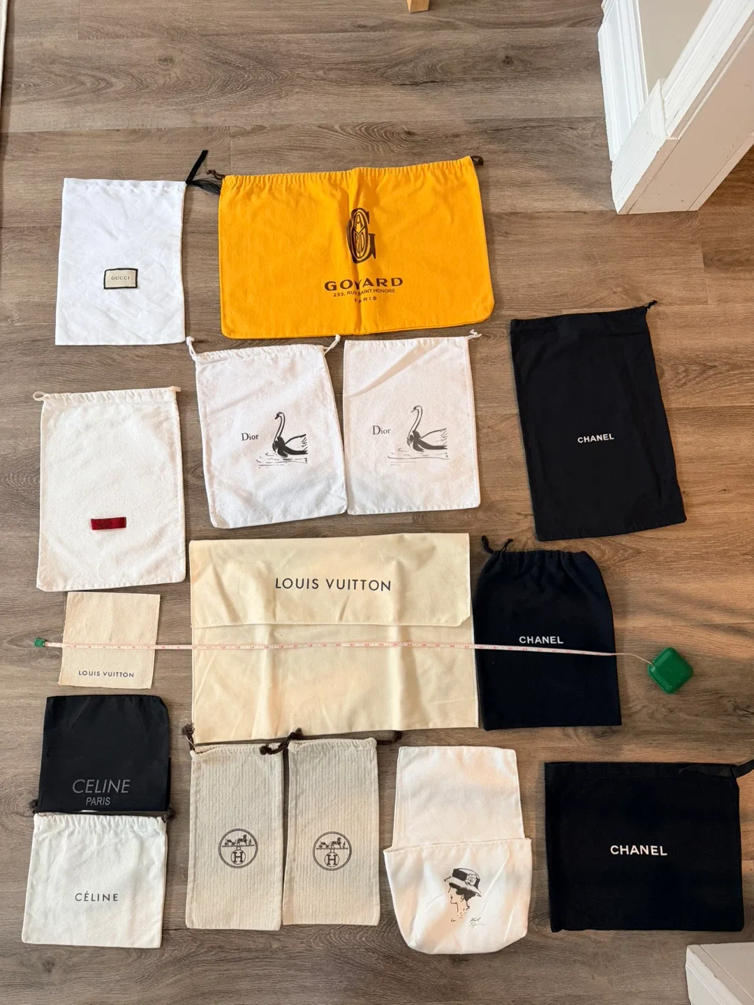 Louis Vuitton Dust Bags & Boxes image indicator(3)