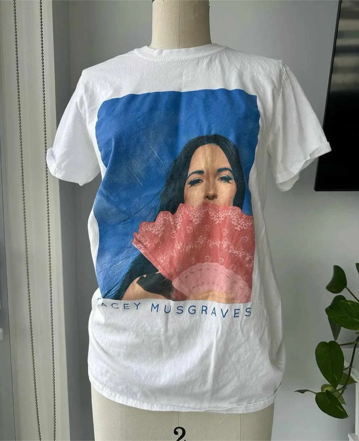 Kacey Musgraves merch T-shirt size medium