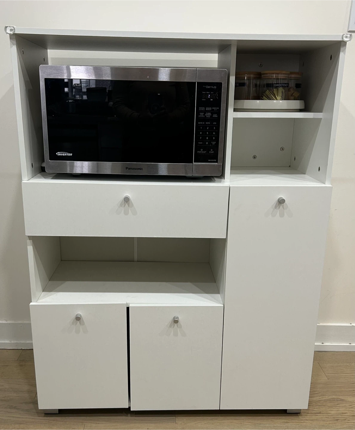 HOMCOM Compact Kitchen Pantry - White