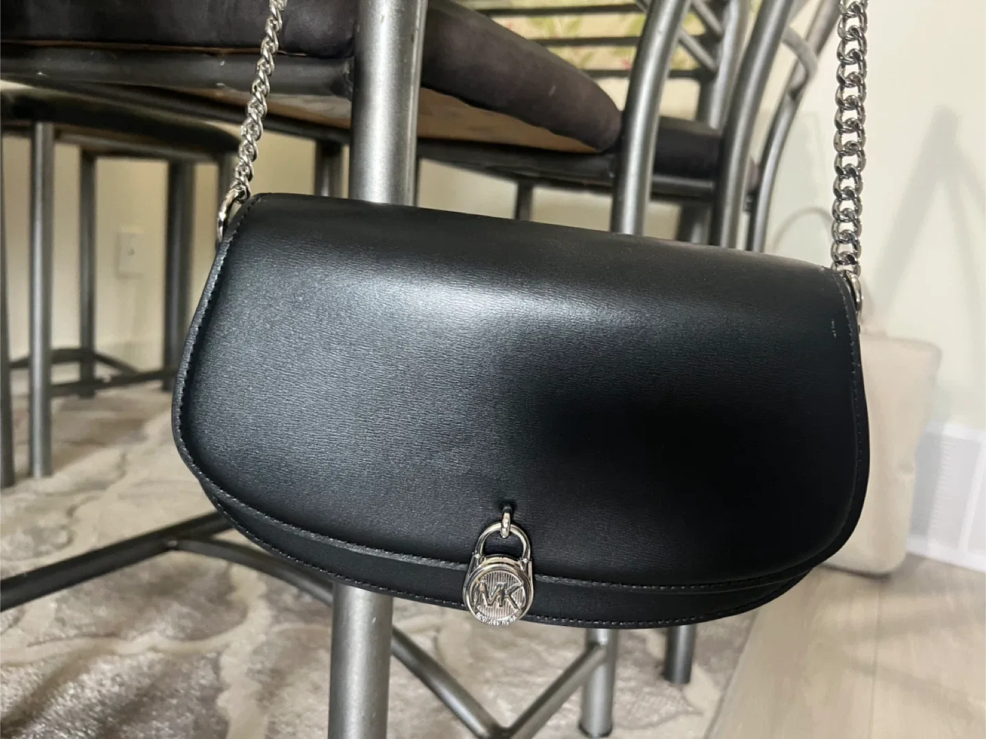 Michael Kors Mila Black Leather Crossbody Bag image indicator(2)