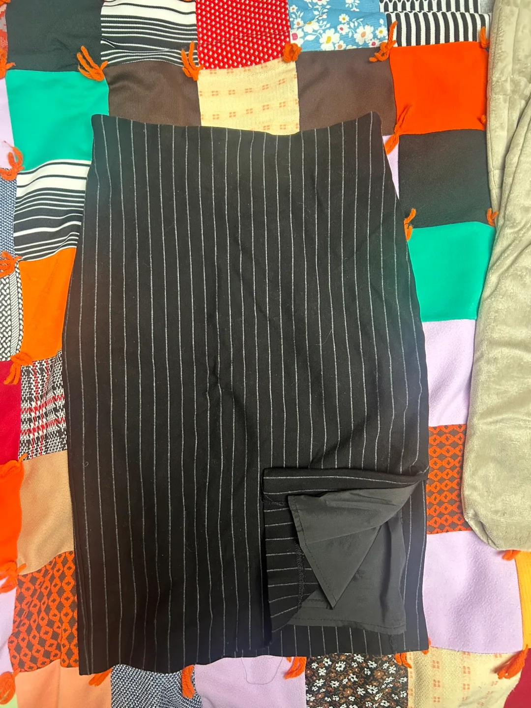 Striped Pencil Skirt - le chateau - 9/10
