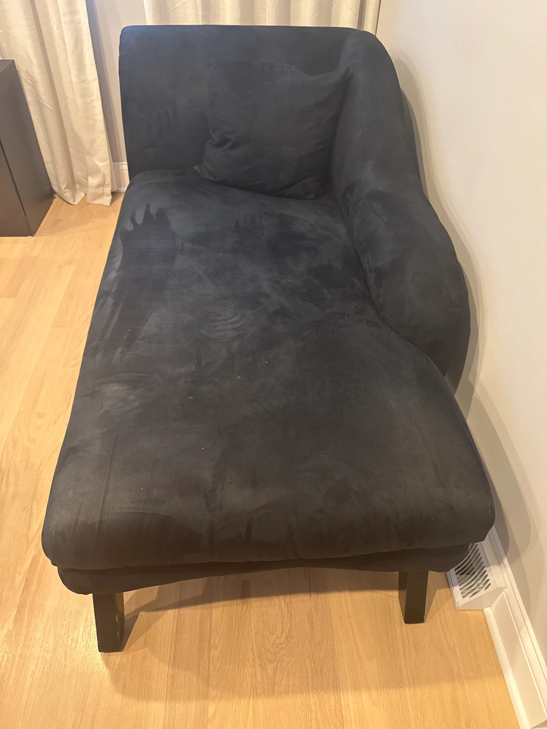 Black Chaise Lounge - photo 2