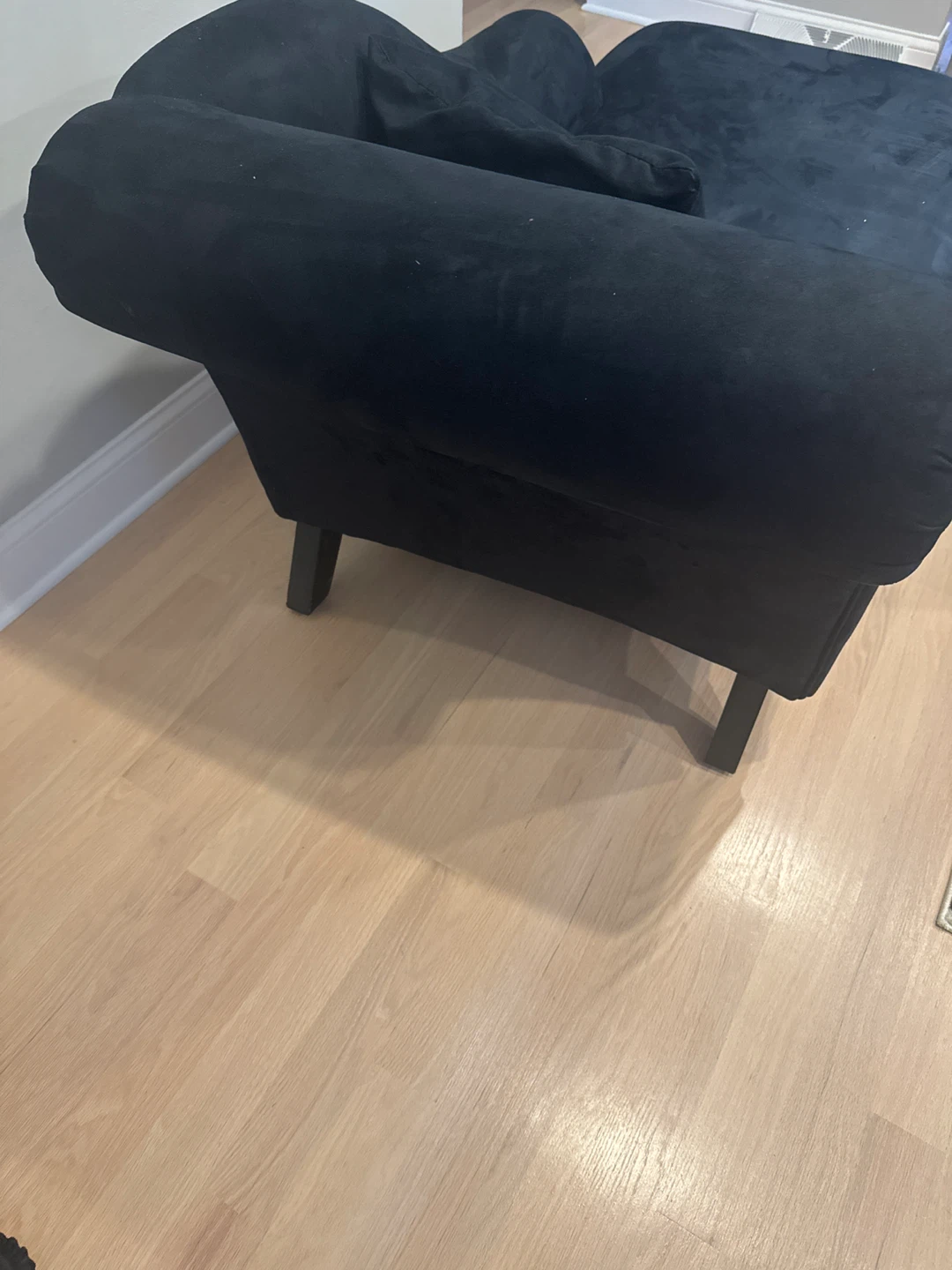 Black Chaise Lounge - photo 4