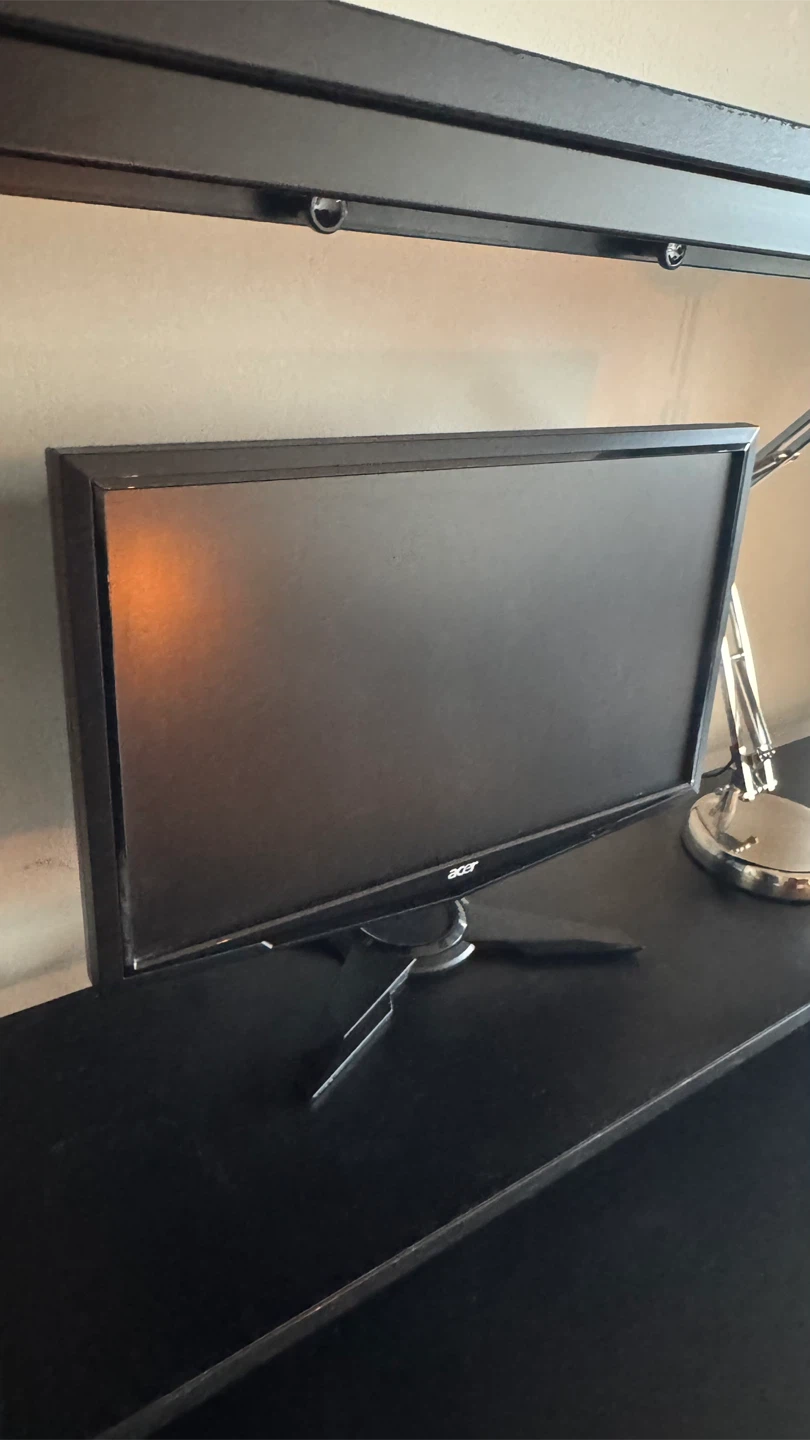 Acer 20.5” LED monitor – 1080p - photo 2