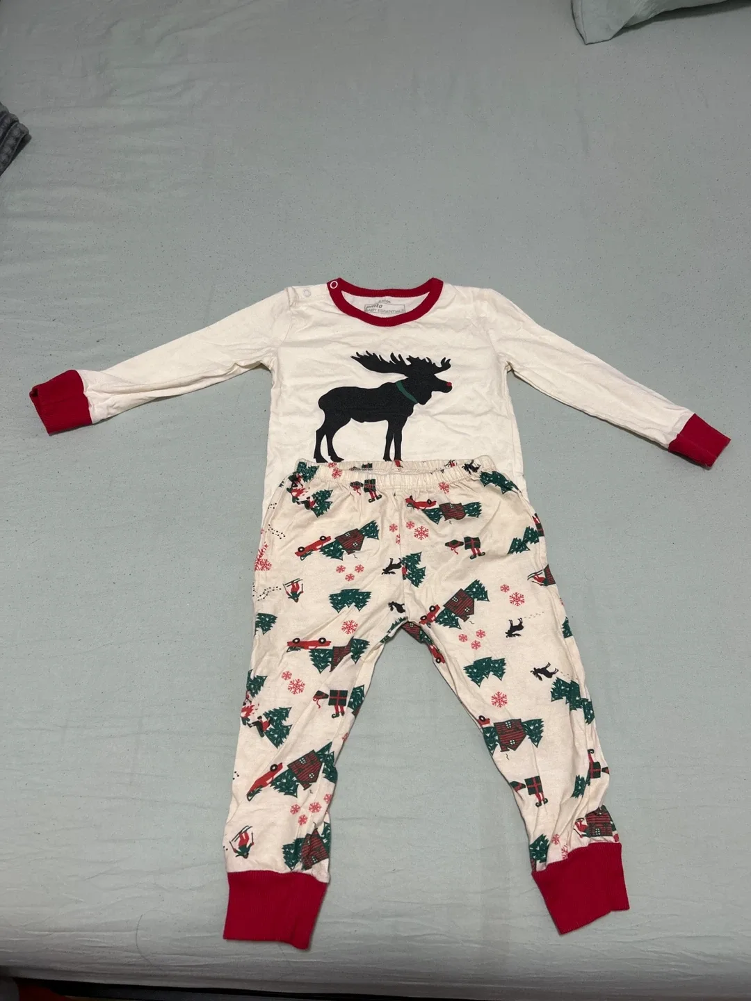 Pinto Baby Essentials 2-Year Pajama Set “#cleanout”