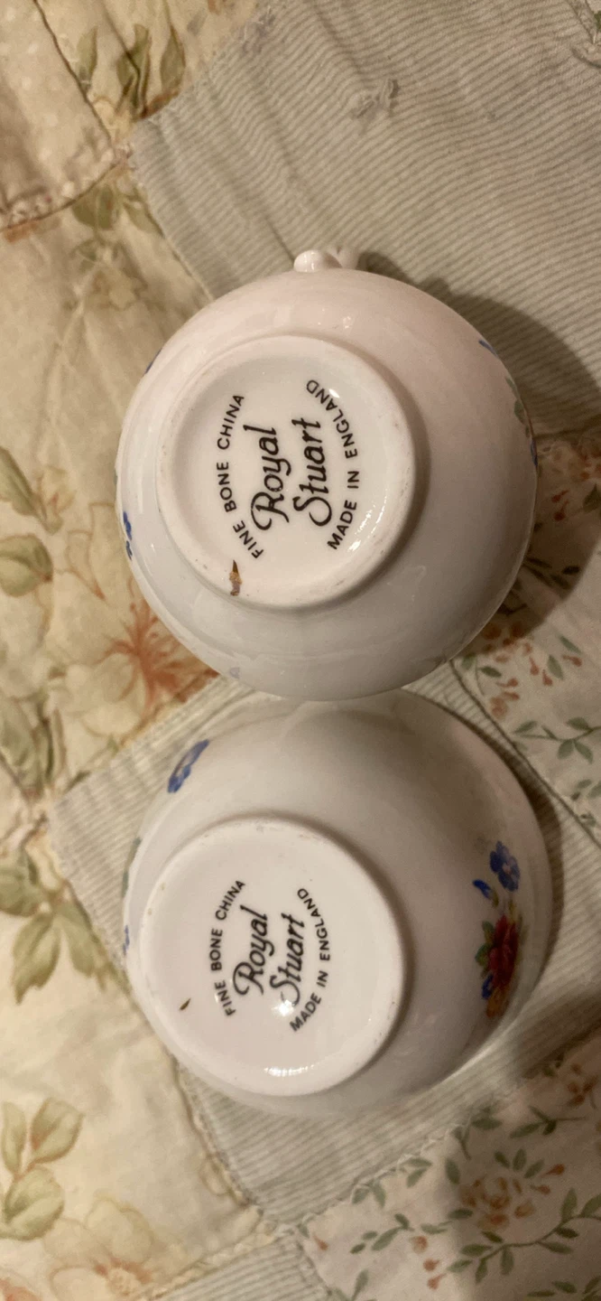 Royal Stuart Bone China Tea Cup & Creamer Set - photo 2