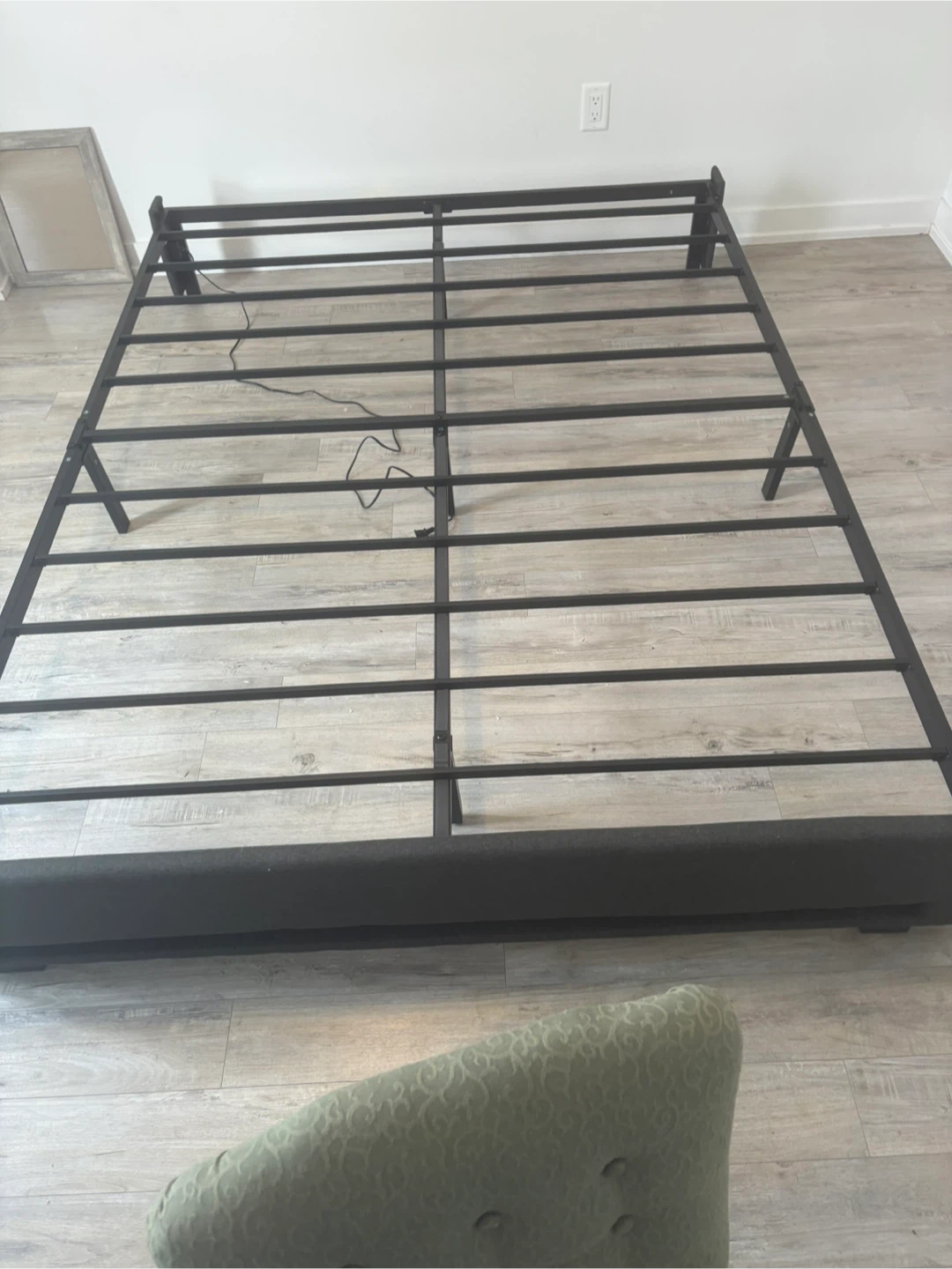 Base de lit plateforme avec port USB
