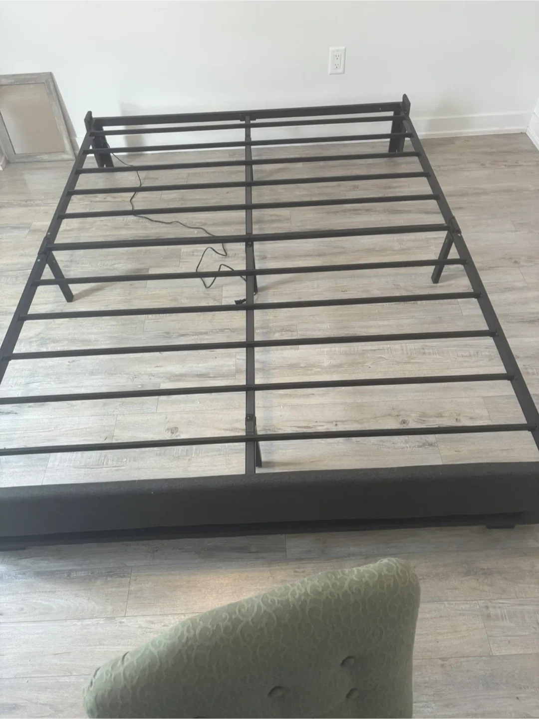 Base de lit plateforme avec port USB