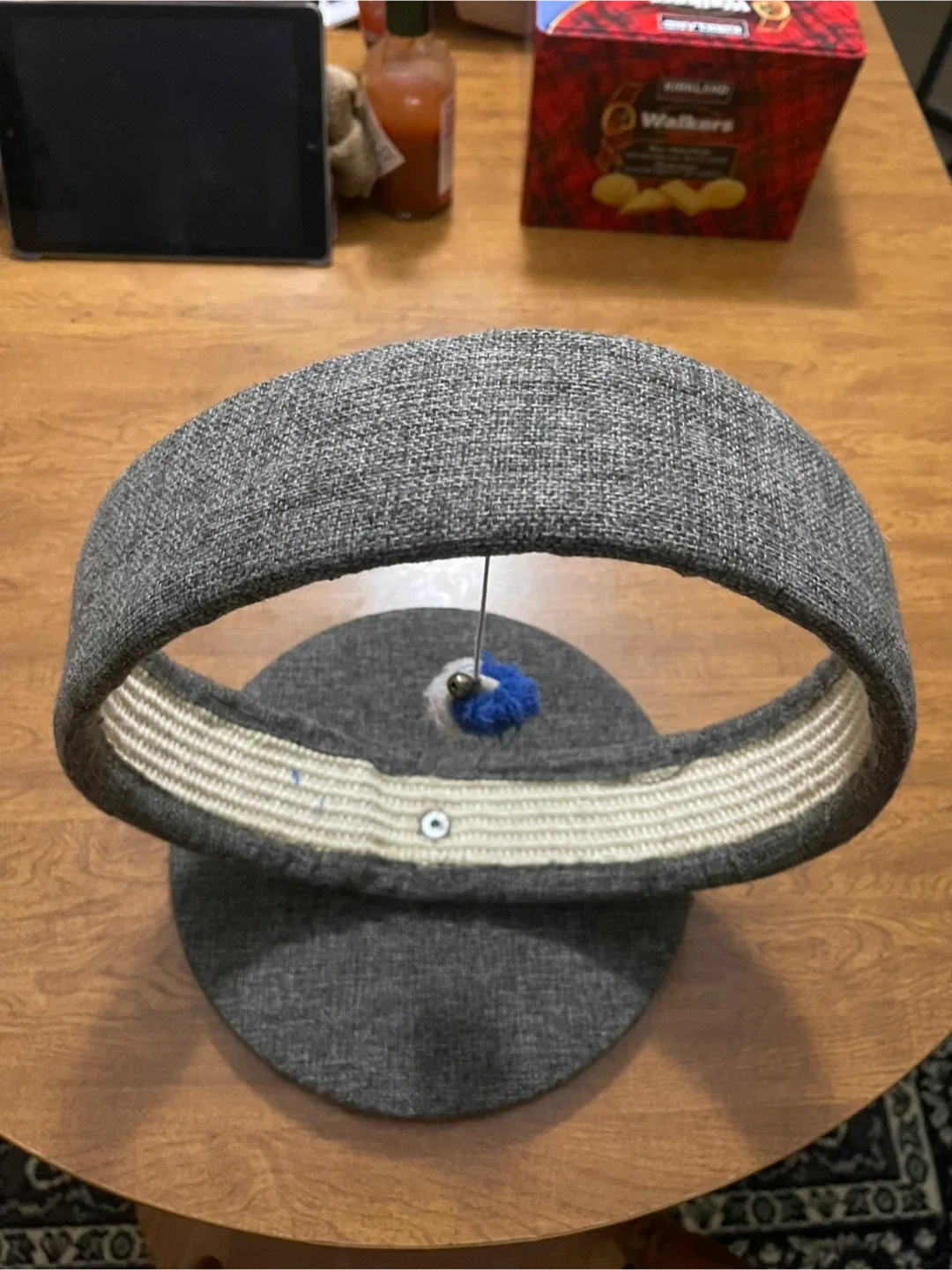 #Cleanout Cat Scratching Post