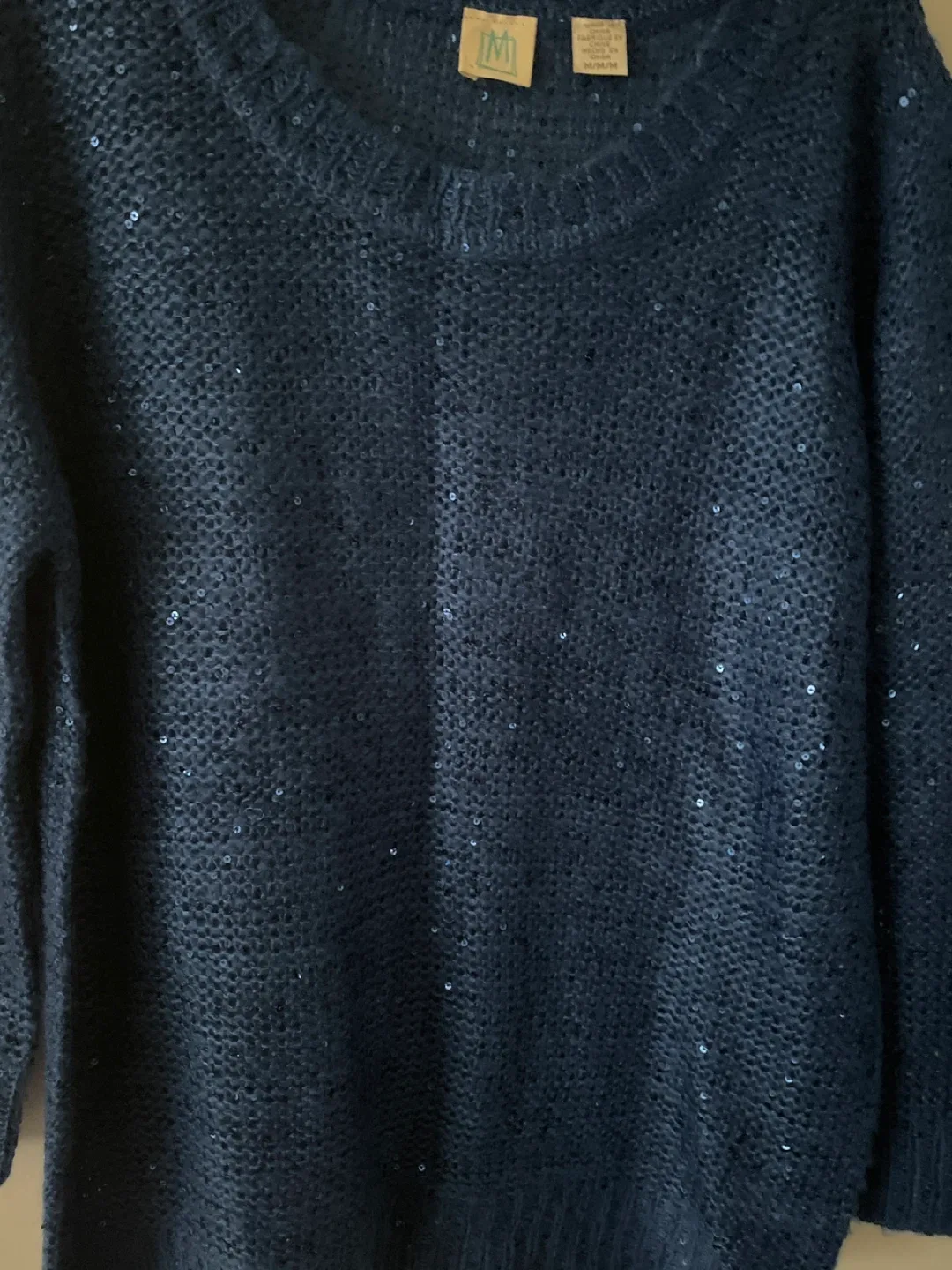 Like new Blue Sparkle Sweater - Size M image indicator(3)