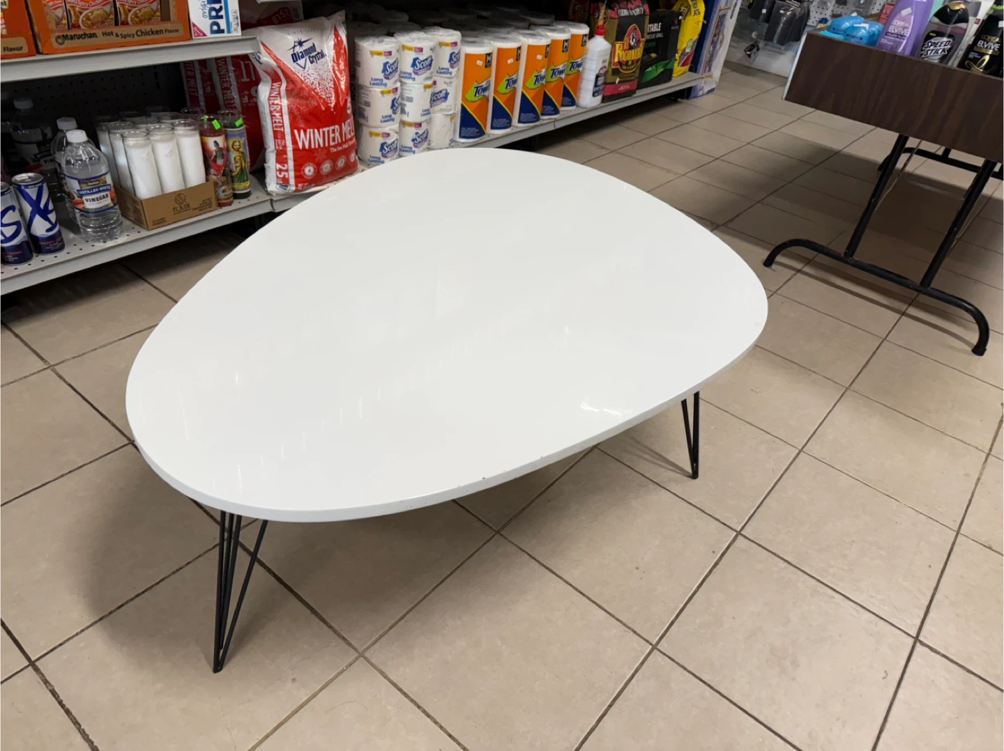 White Modern Coffee Table - photo 3