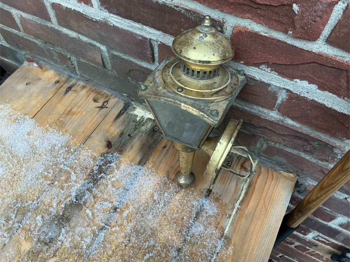 Vintage Coach Light ‘ image indicator(7)