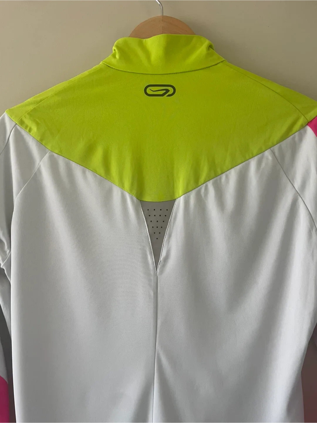 Kalenji Women's Running Jacket - Size XS #Cleanout image indicator(8)