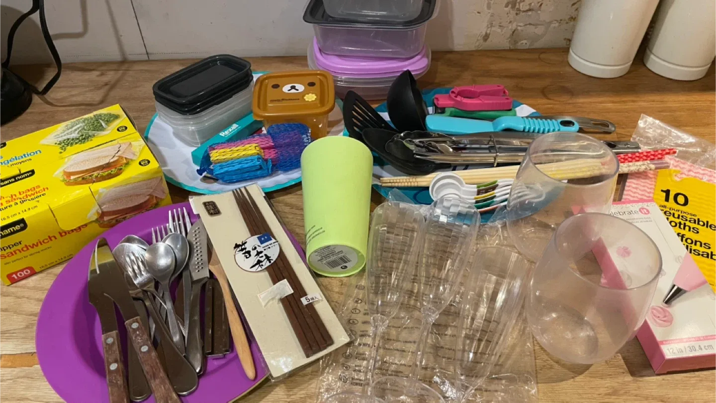 A set of kitchen goods