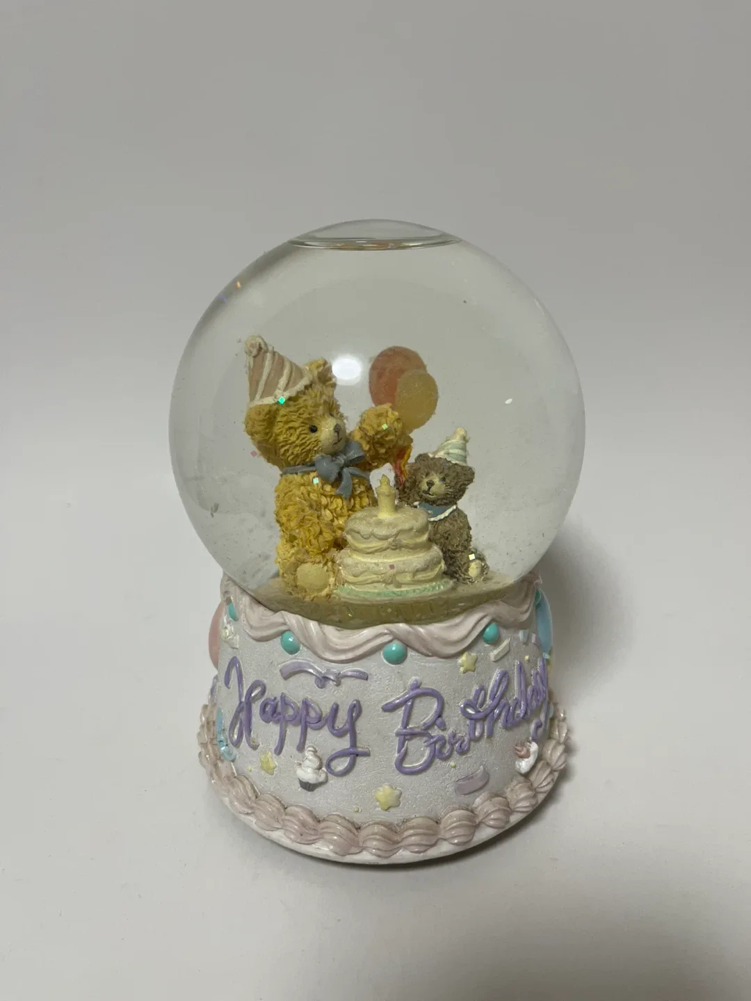 Birthday Bear Snow Globe musics working!