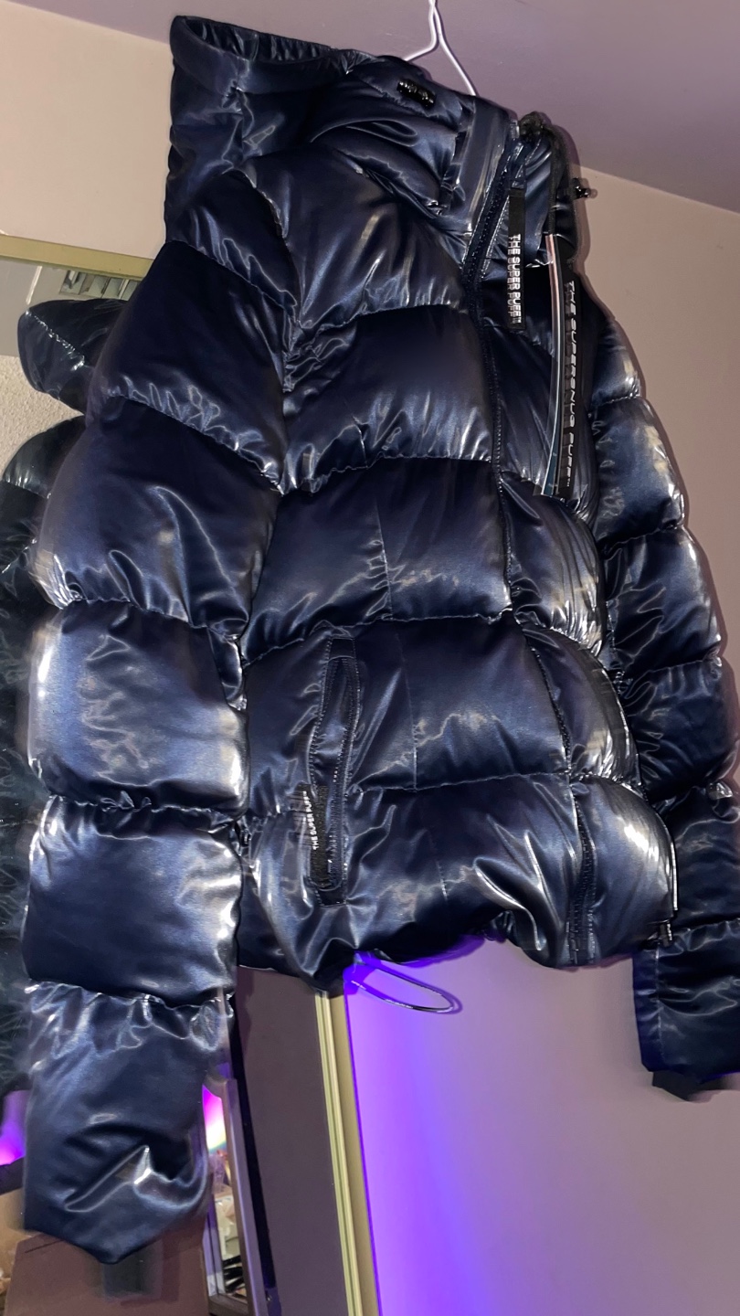 Aritzia The SuperSnug Puff liquid shine - winter coat