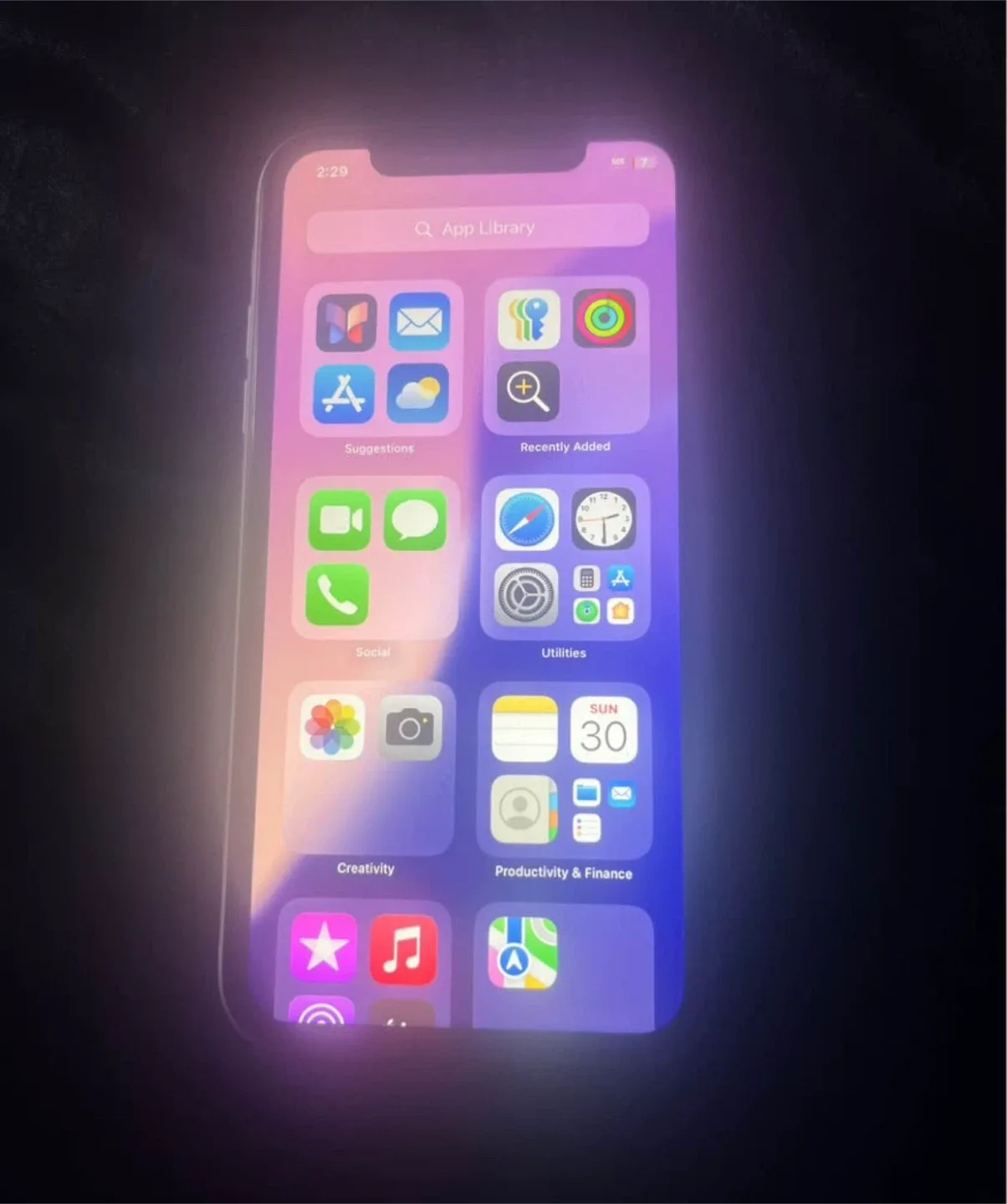 Apple iPhone 11 - White image indicator(4)