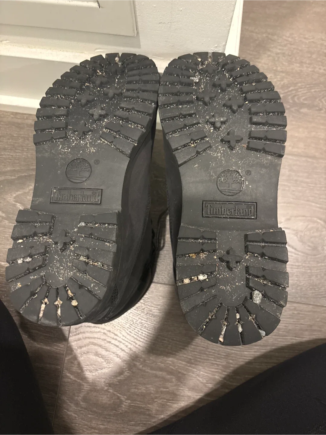 Timberland Boots - Size 8.5 - Black & Brown image indicator(5)