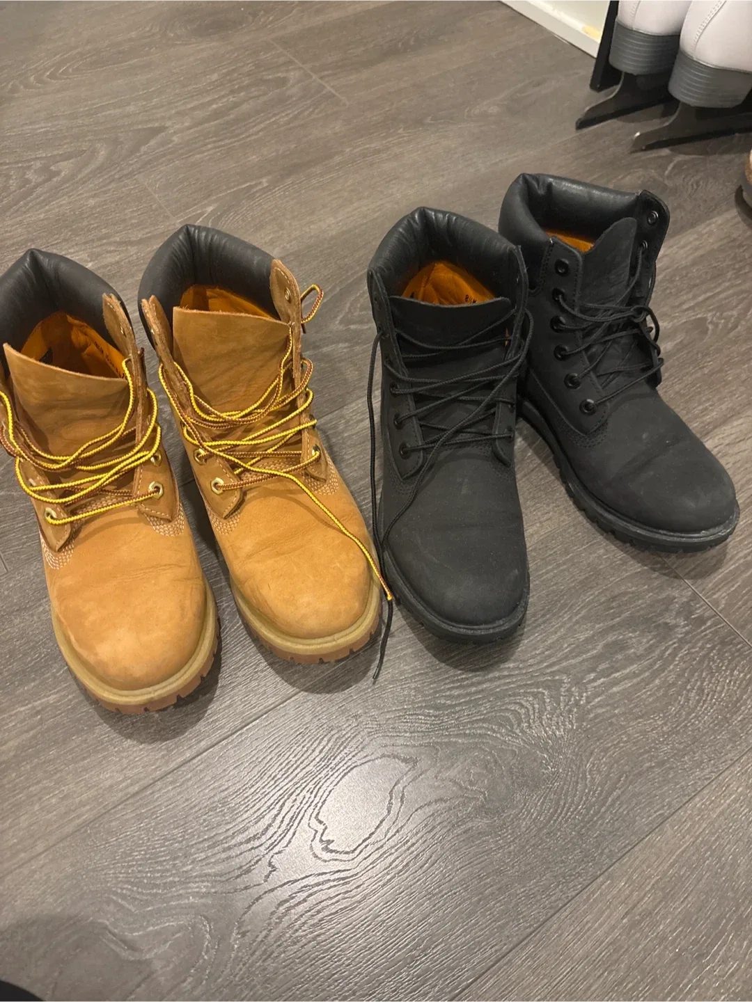 Timberland Boots - Size 8.5 - Black & Brown