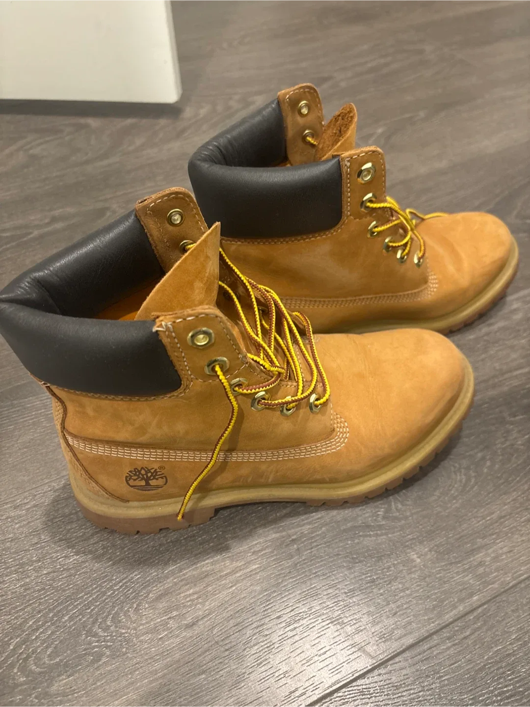 Timberland Boots - Size 8.5 - Black & Brown image indicator(2)