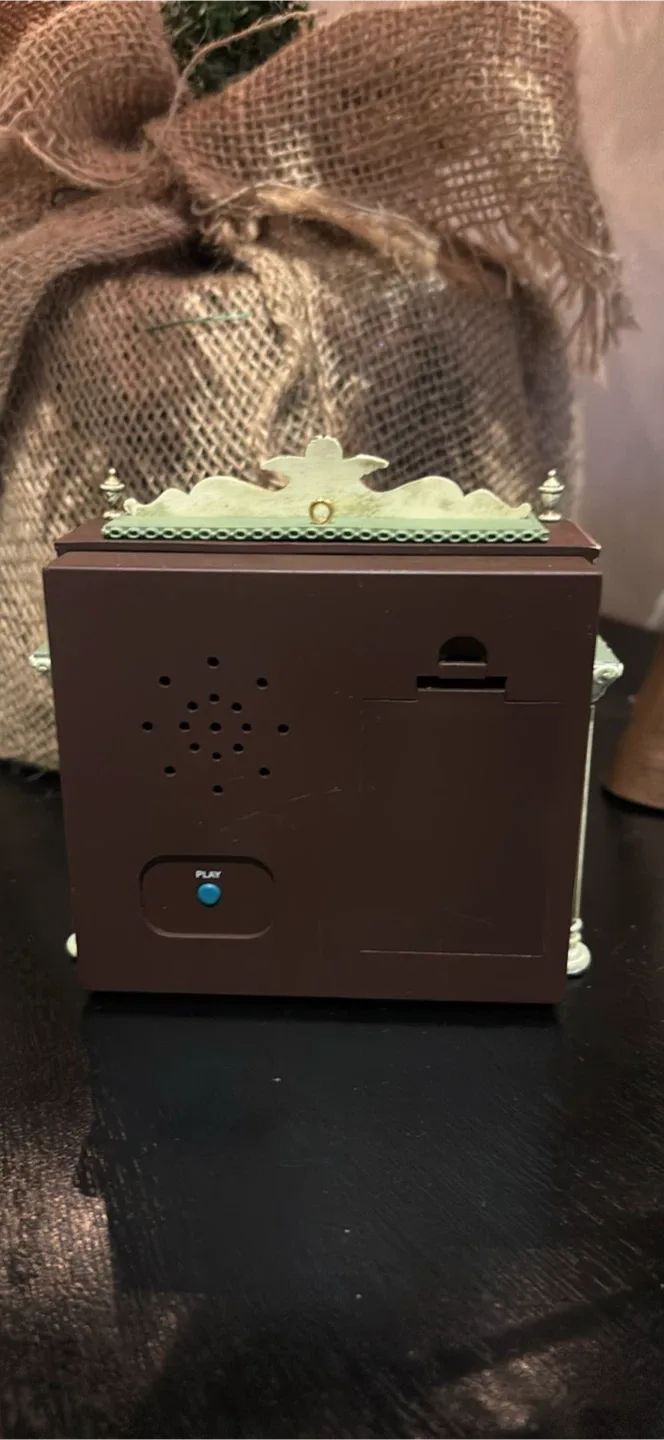 Carlton Cards Phantom of the Opera Ornament image indicator(4)