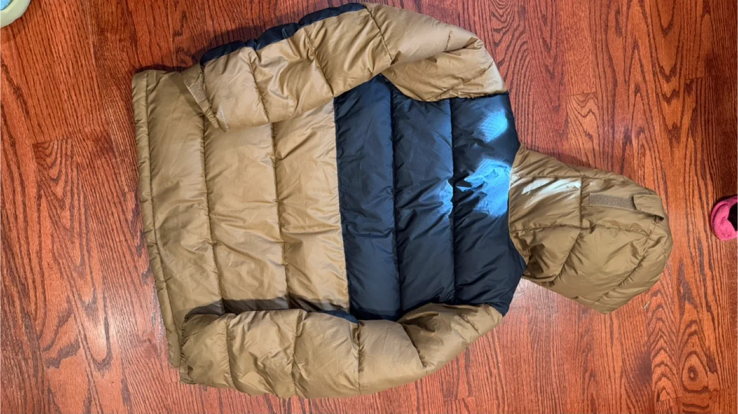 Columbia Puffer Jacket - Size M (10/12) image indicator(3)