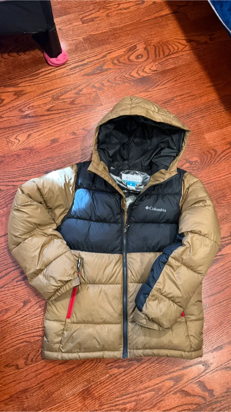 Columbia Puffer Jacket - Size M (10/12)