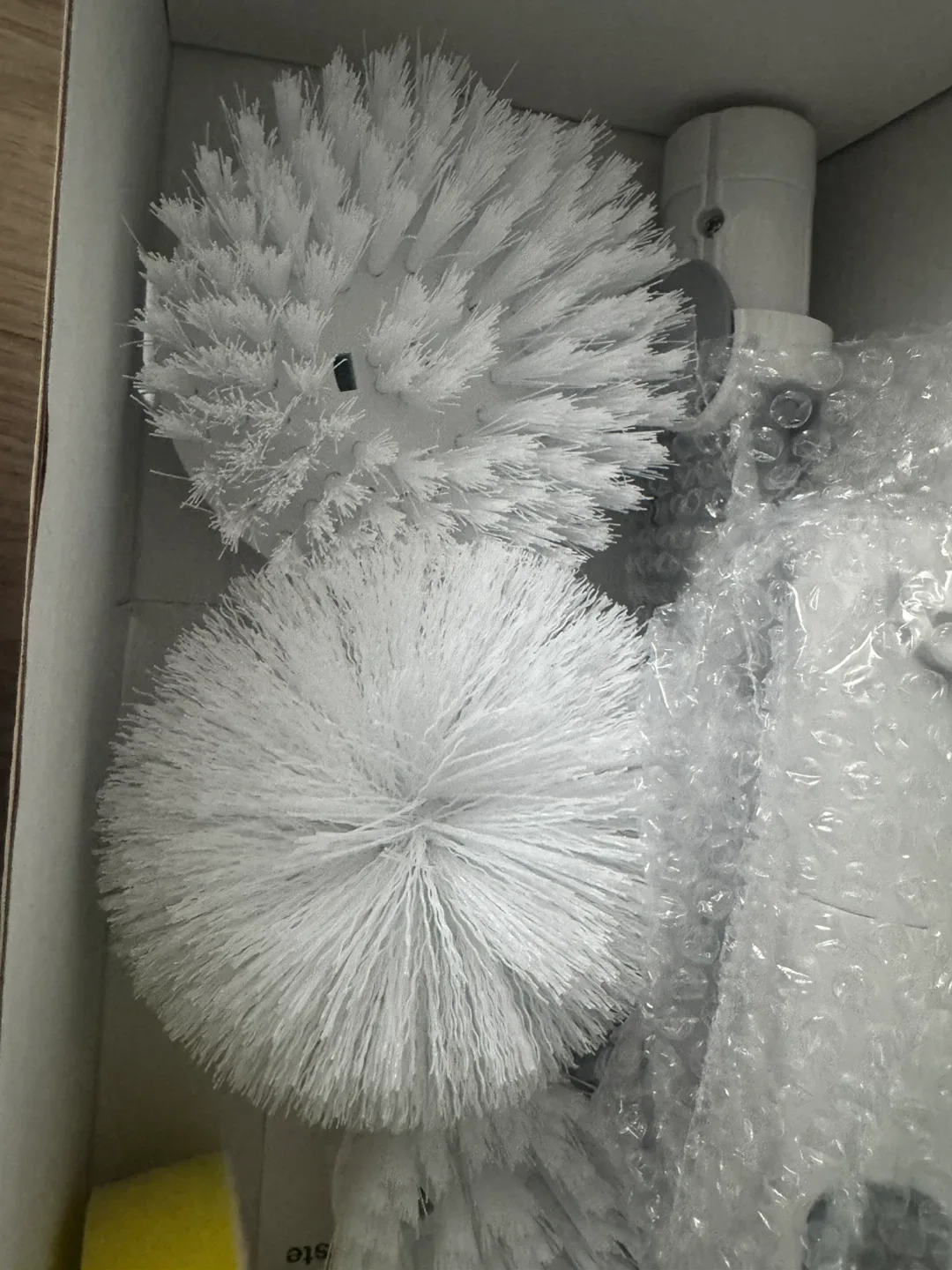 Cordless Electric Spin Scrubber with Extension Handle image indicator(7)