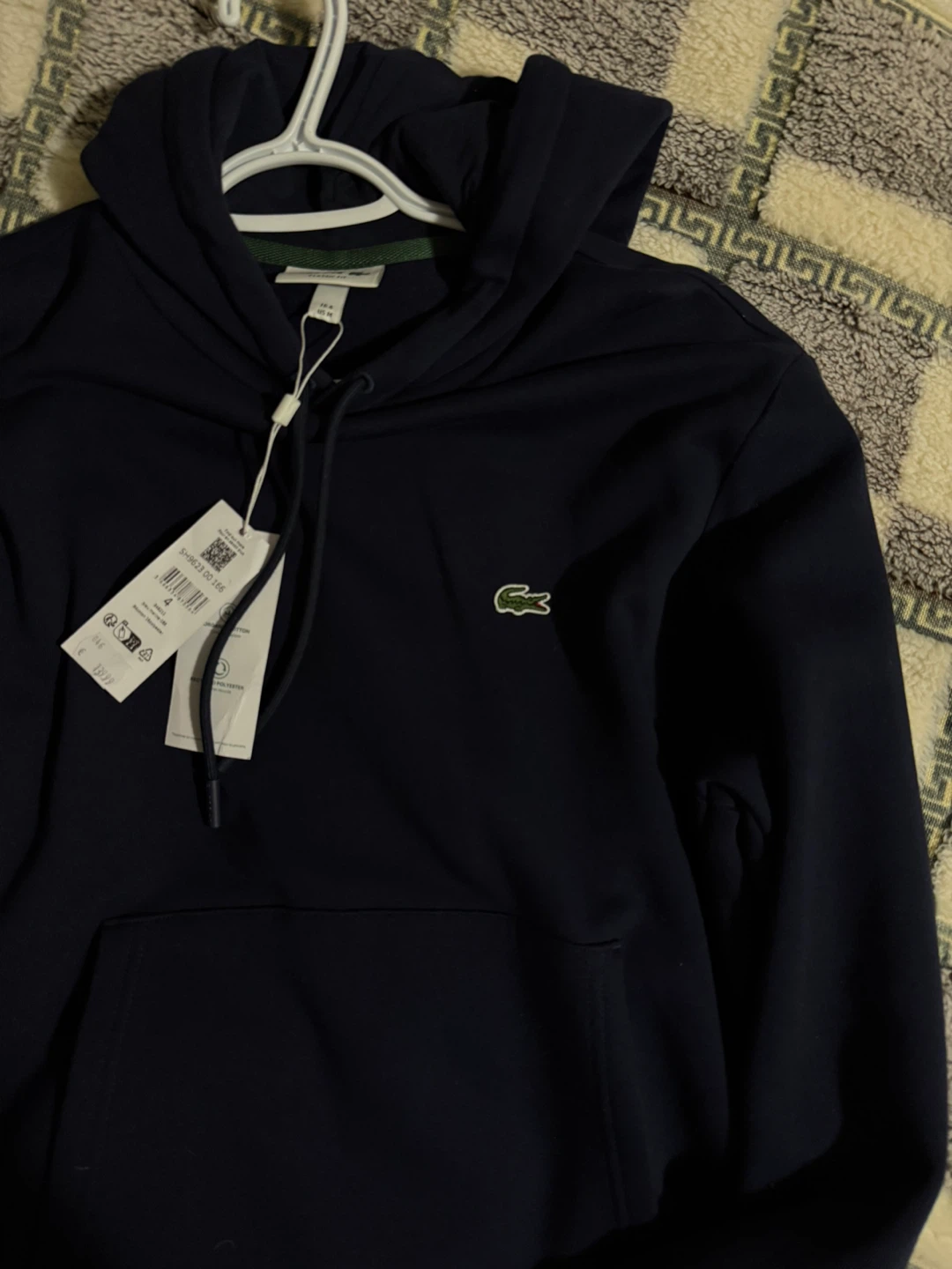 New Lacoste Classic Fit Hoodie - Size M