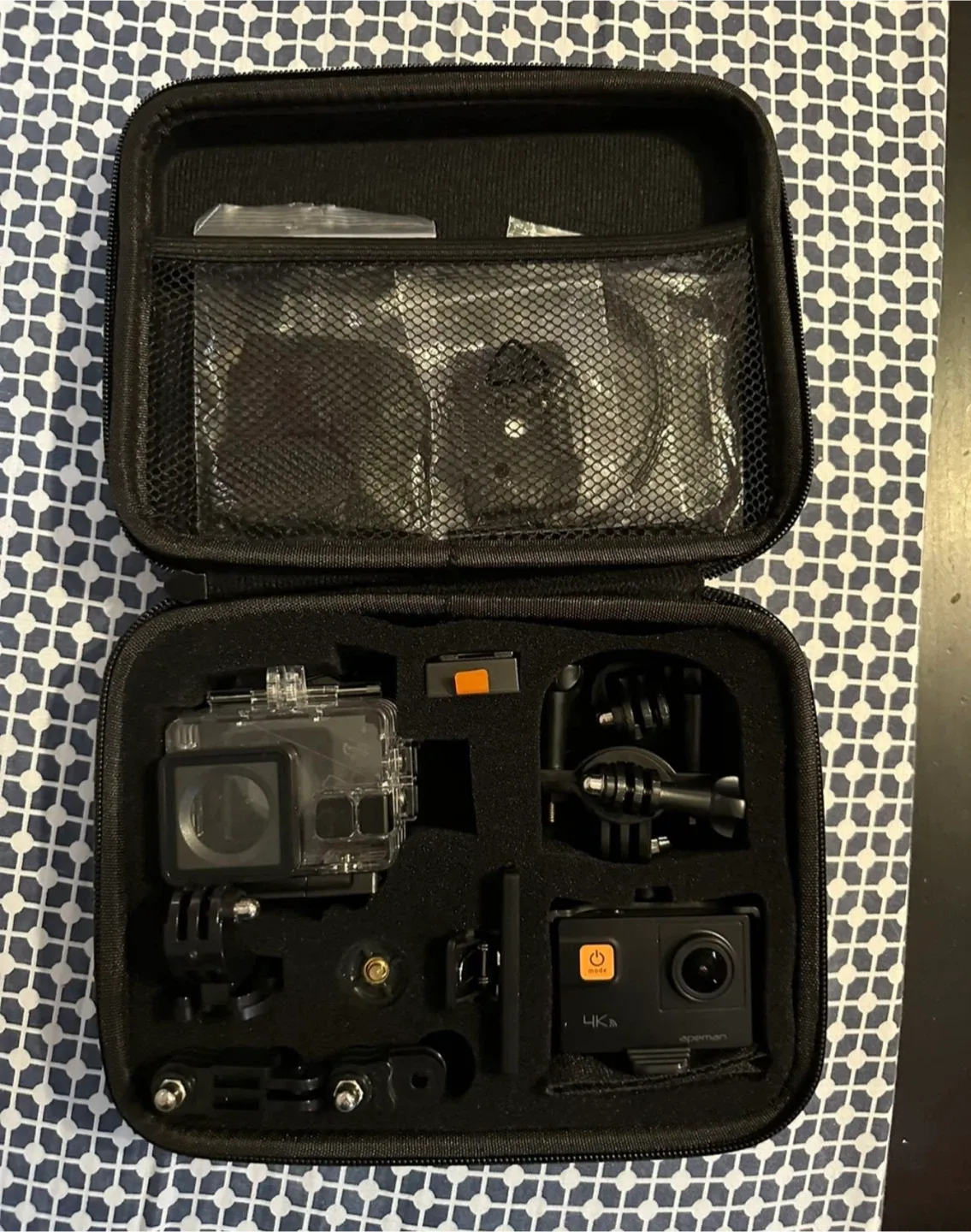 Apeman 4K Action Camera with Accessories