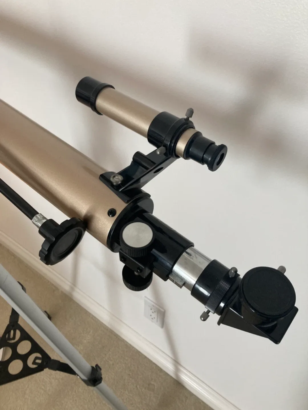 Tasco Telescope with Tripod image indicator(3)