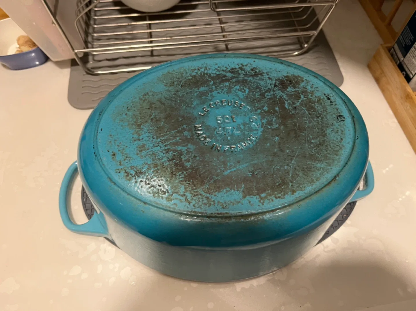 Le Creuset Dutch Oven Lid 29 5 QT or 4.7 L Color-Sage - $30 image indicator(4)